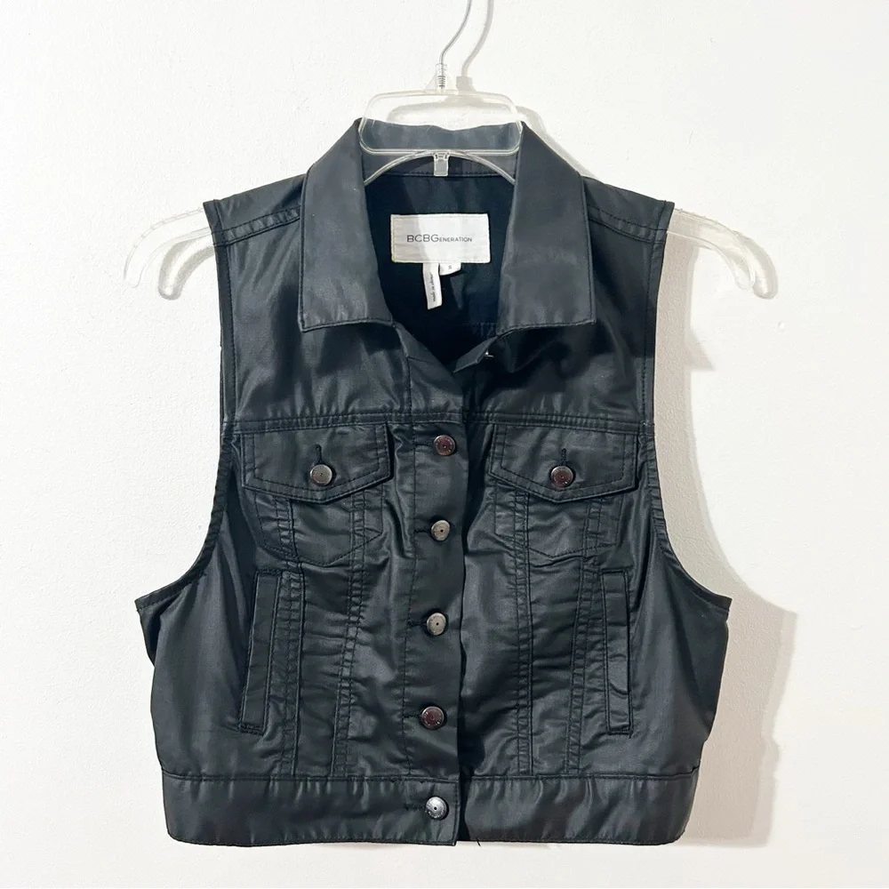 BCBGeneration Black Faux Leather Crop Sleeveless Vest Button Front Point Collar